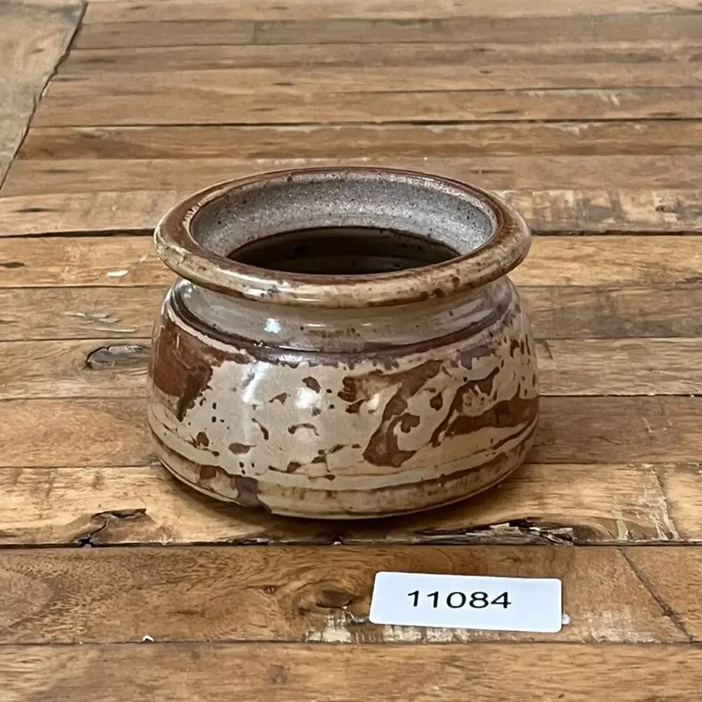 Studio Pottery Stoneware Vessel Jar 3.2